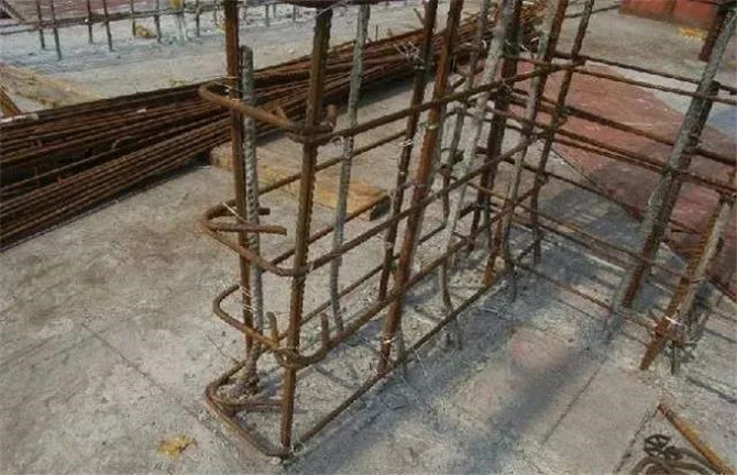 剪力墻 、暗柱縱筋位移