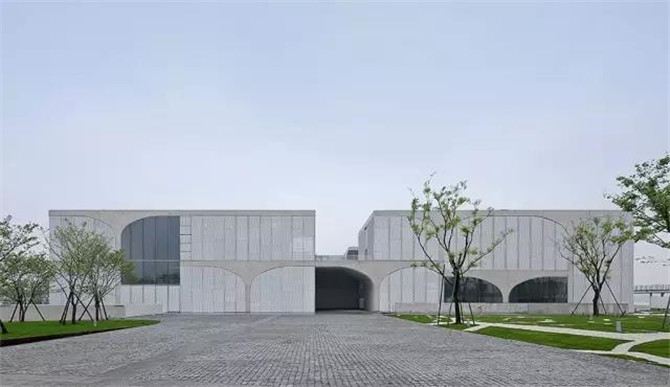 上海西岸龍美術館（大舍事務所）1